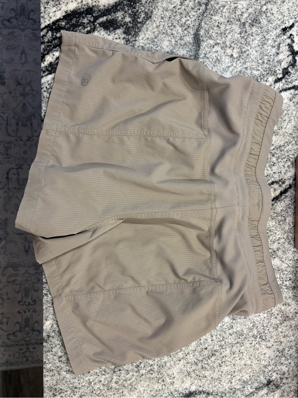 Lululemon Dance Studio High-Rise Short 3.5" - Picture 3 of 4